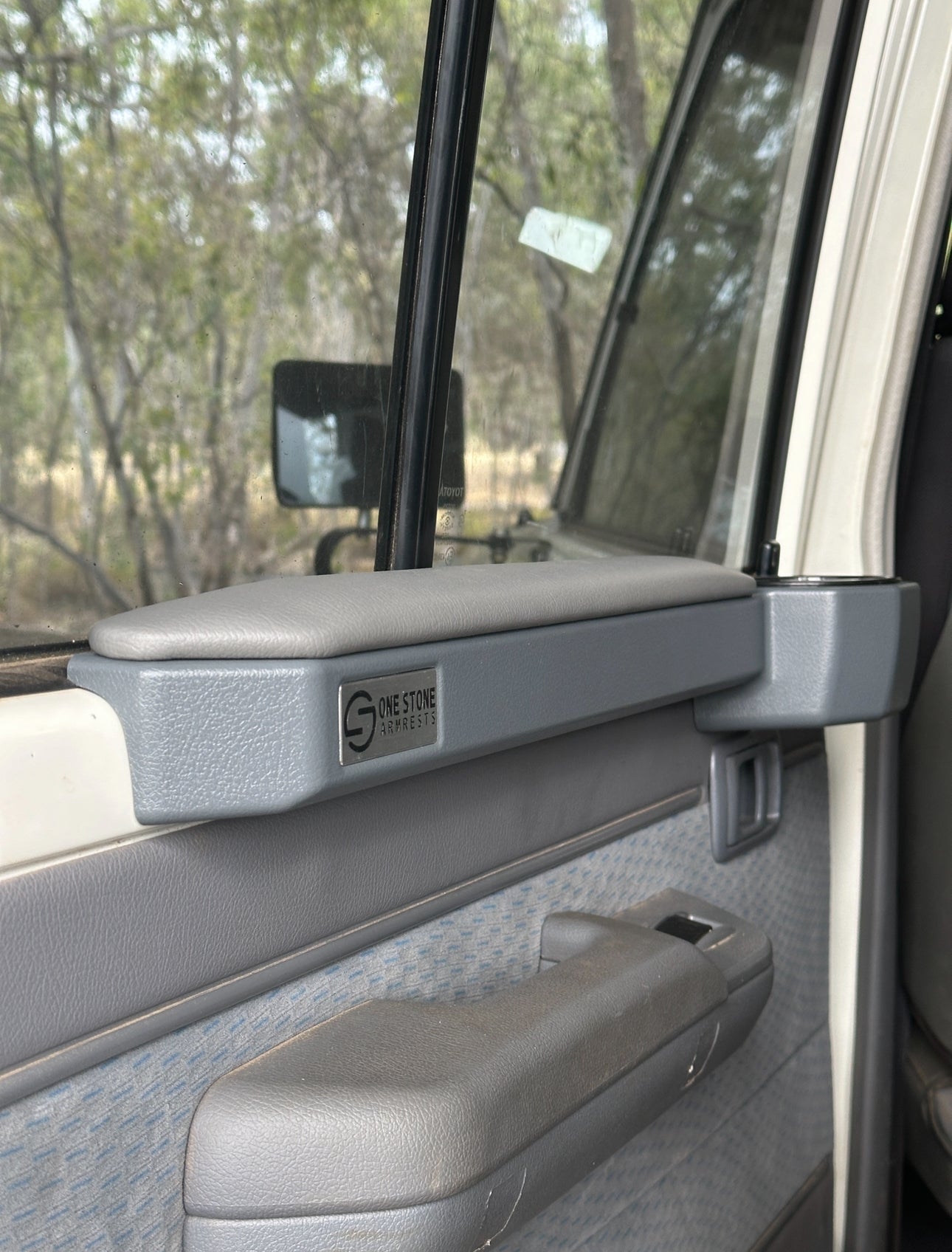 REAR DOOR ARMRESTS for 76 and 79 Series Landcruiser (Grey)