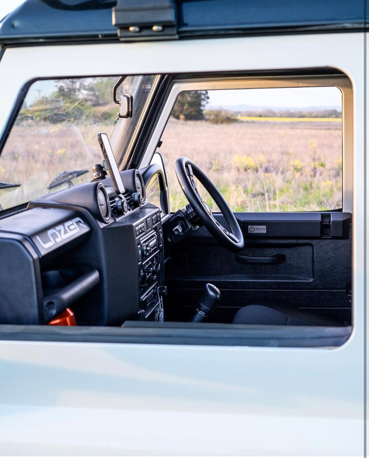 Landrover Defender Armrests