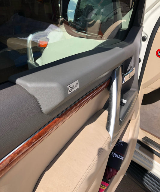 200/300 Series Armrest Dark Oak (Pair)