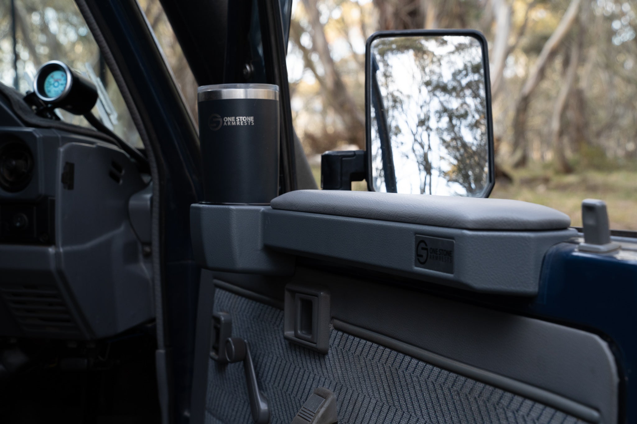 ONE STONE ARMREST ランクル70 Toyota Landcruiser 70 Series Armrest Grey Full Set | One Stone